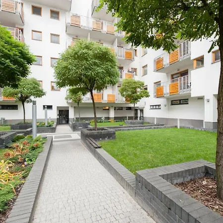 Superapart Chelmska 9 *