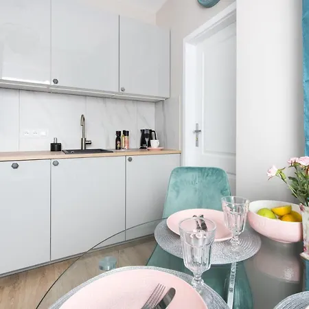 Superapart Chelmska 9 Apartamento *
