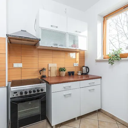 Superapart Chełmska 9 *